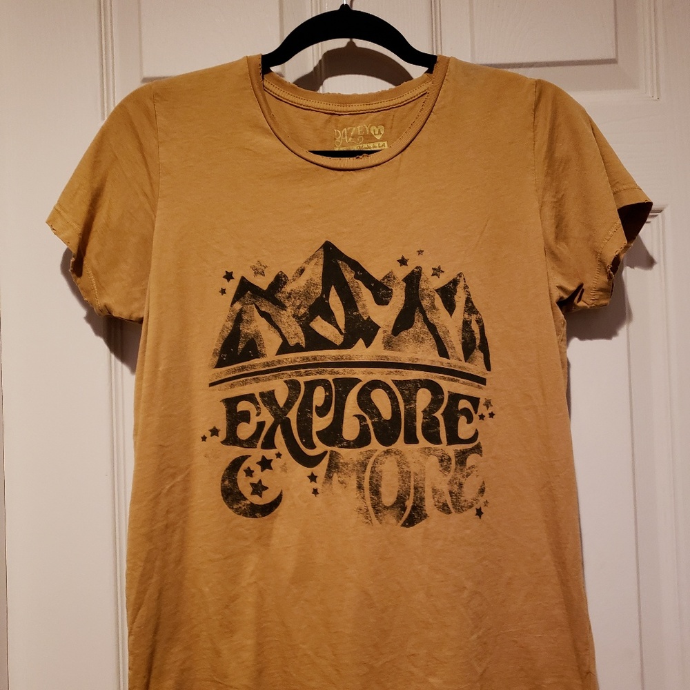 Dazey LA Explore More Tee